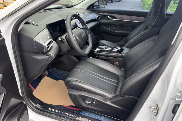 Used Dongfeng Aeolus Mage 2023 1.5T Luxury Edition Interior 4