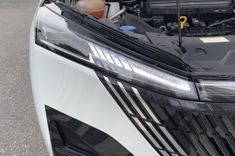 Used Dongfeng Aeolus Mage 2023 1.5T Luxury Edition Interior 9