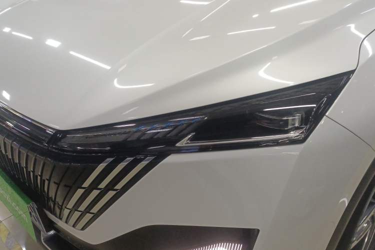 Used Dongfeng Aeolus Mage 2023 DH-i 1.5T Prestige Edition Left Front Headlight