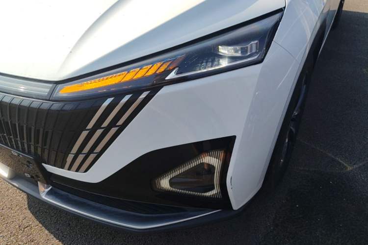Used Dongfeng Aeolus Mage 2023 DH-i 1.5T Luxury Edition Left Front Headlight