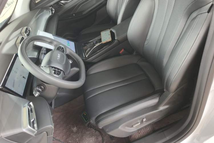 Used Dongfeng Aeolus Mage 2023 DH-i 1.5T Prestige Edition Left Front Seat