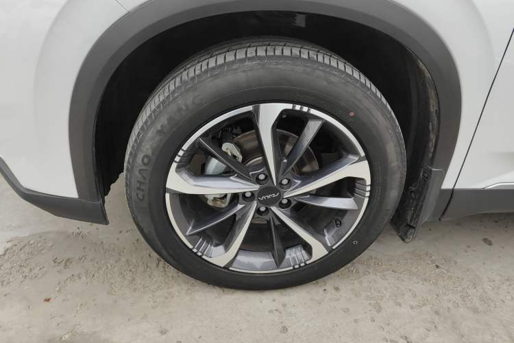Used Dongfeng Aeolus Mage 2023 1.5T Luxury Edition Left Front Wheel Hub