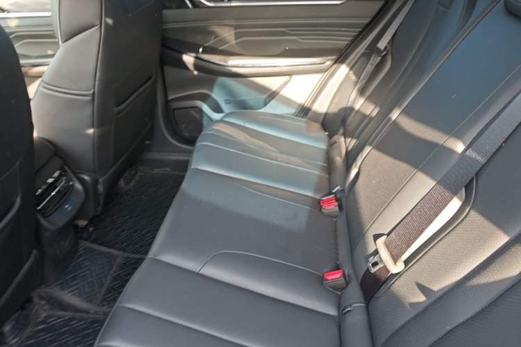 Used Dongfeng Aeolus Mage 2023 DH-i 1.5T Luxury Edition Left Rear Seat