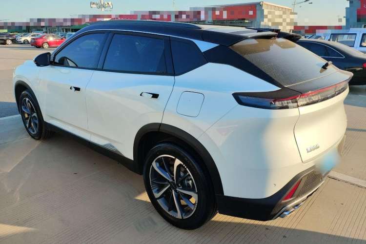 Used Dongfeng Aeolus Mage 2023 1.5T Luxury Edition Left Side