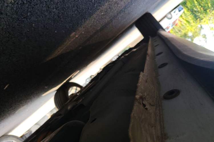 Used Dongfeng Aeolus Mage 2023 DH-i 1.5T Luxury Edition Left Side Sill