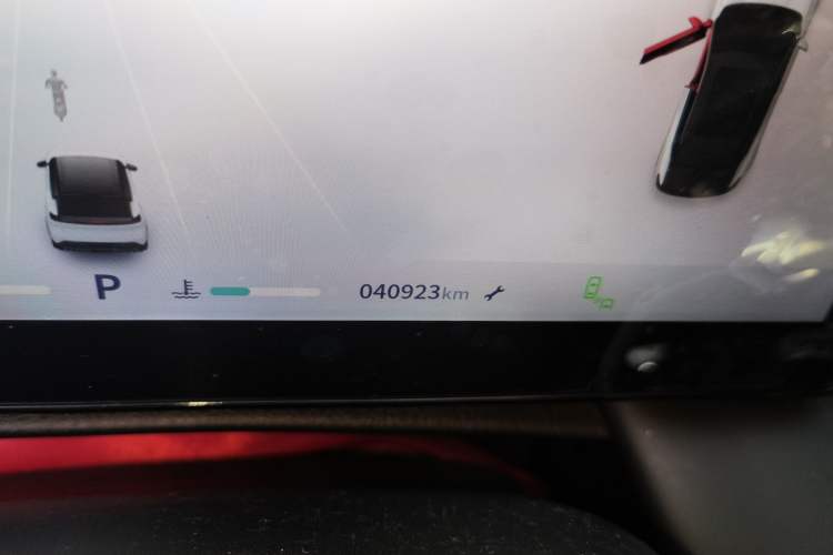Used Dongfeng Aeolus Mage 2023 DH-i 1.5T Prestige Edition Odometer Close Up