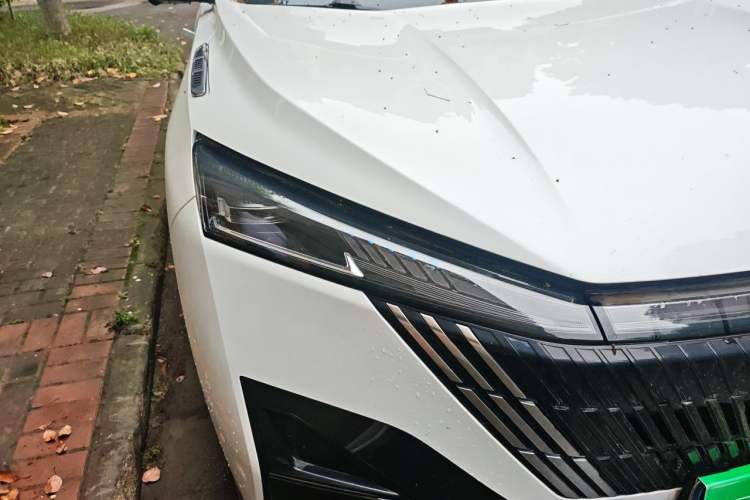 Used Dongfeng Aeolus Mage 2023 1.5T Luxury Edition Right Front Headlight