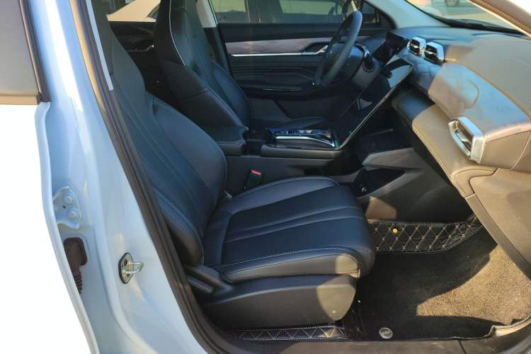 Used Dongfeng Aeolus Mage 2023 1.5T Luxury Edition Right Front Seat