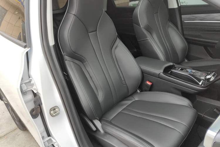 Used Dongfeng Aeolus Mage 2023 1.5T Luxury Edition Right Front Seat