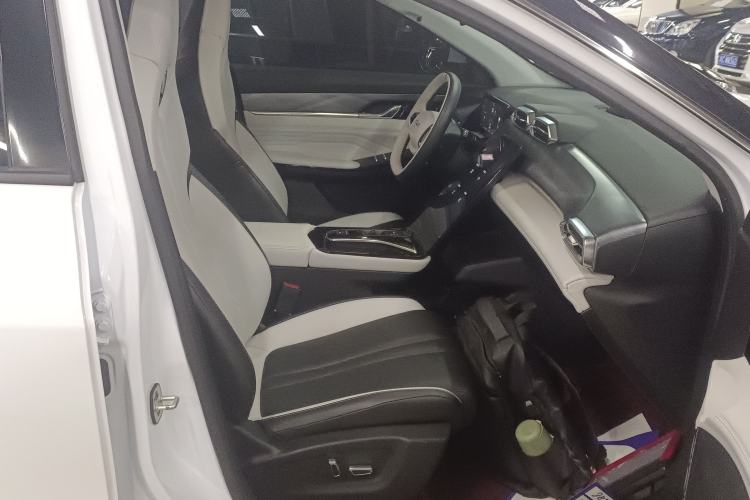 Used Dongfeng Aeolus Mage 2023 DH-i 1.5T Prestige Edition Right Front Seat