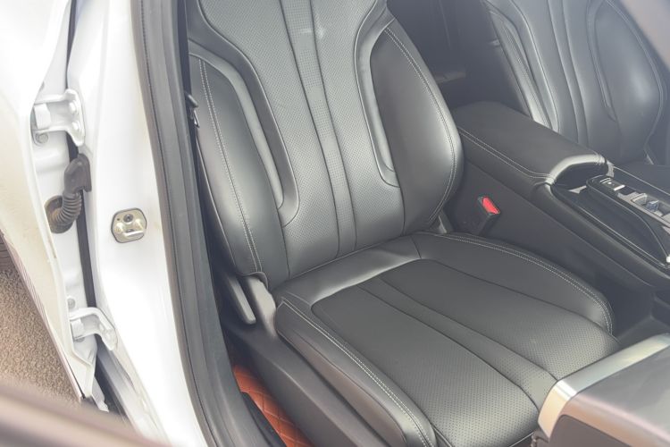 Used Dongfeng Aeolus Mage 2023 DH-i 1.5T Luxury Edition Right Front Seat