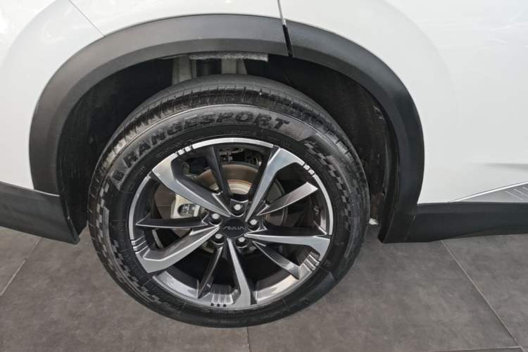 Used Dongfeng Aeolus Mage 2023 DH-i 1.5T Luxury Edition Right Rear Wheel Hub