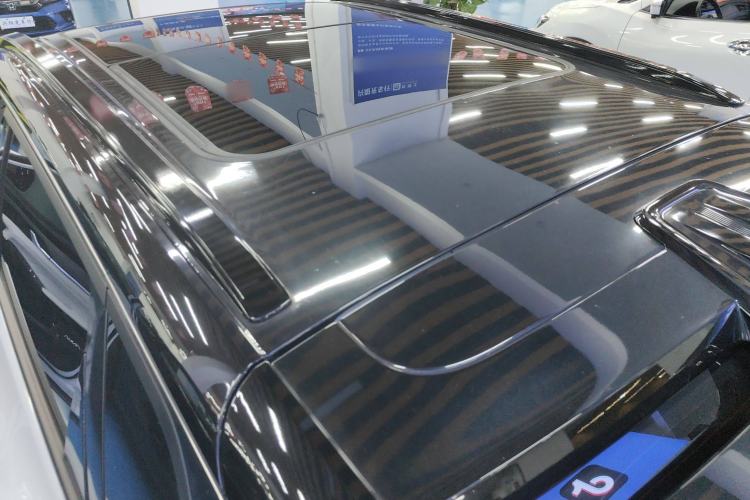 Used Dongfeng Aeolus Mage 2023 DH-i 1.5T Prestige Edition Roof