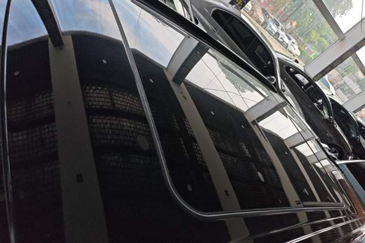 Used Dongfeng Aeolus Mage 2023 DH-i 1.5T Luxury Edition Roof
