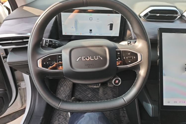 Used Dongfeng Aeolus Mage 2023 DH-i 1.5T Luxury Edition Steering Wheel