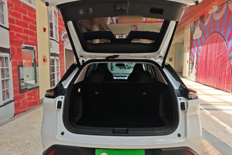 Used Dongfeng Aeolus Mage 2023 DH-i 1.5T Luxury Edition Trunk