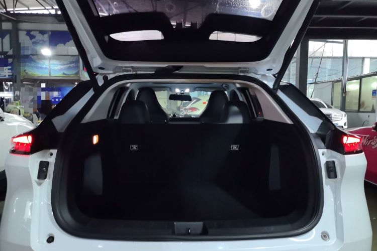 Used Dongfeng Aeolus Mage 2023 DH-i 1.5T Luxury Edition Trunk