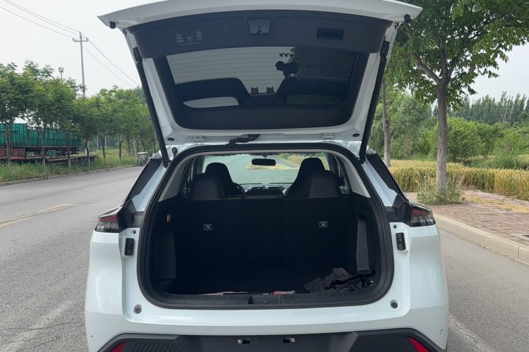 Used Dongfeng Aeolus Mage 2023 DH-i 1.5T Luxury Edition Trunk