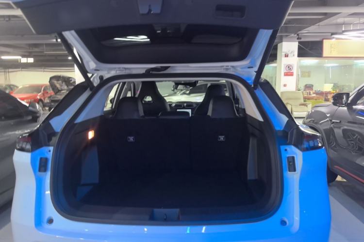 Used Dongfeng Aeolus Mage 2023 DH-i 1.5T Prestige Edition Trunk