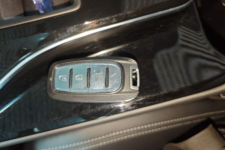 Used Dongfeng Aeolus Mage 2023 1.5T Luxury Edition Vehicle Key