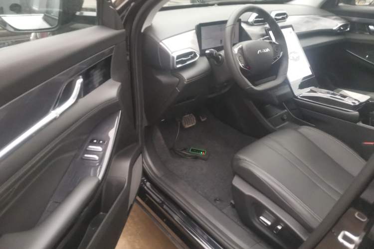 Used Dongfeng Aeolus Mage 2024 Honor Edition 1.5T Luxury Model Driver Seat