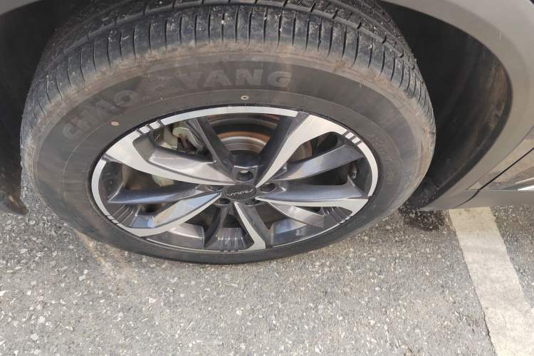 Used Dongfeng Aeolus Mage 2024 Honor Edition 1.5T Luxury Model Exterior 4