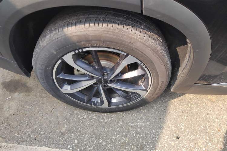 Used Dongfeng Aeolus Mage 2024 Honor Edition 1.5T Luxury Model Exterior 5