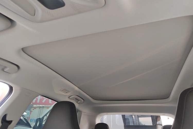 Used Dongfeng Aeolus Mage 2024 Honor Edition 1.5T Luxury Model Headliner
