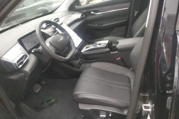Used Dongfeng Aeolus Mage 2024 Honor Edition 1.5T Luxury Model Left Front Seat