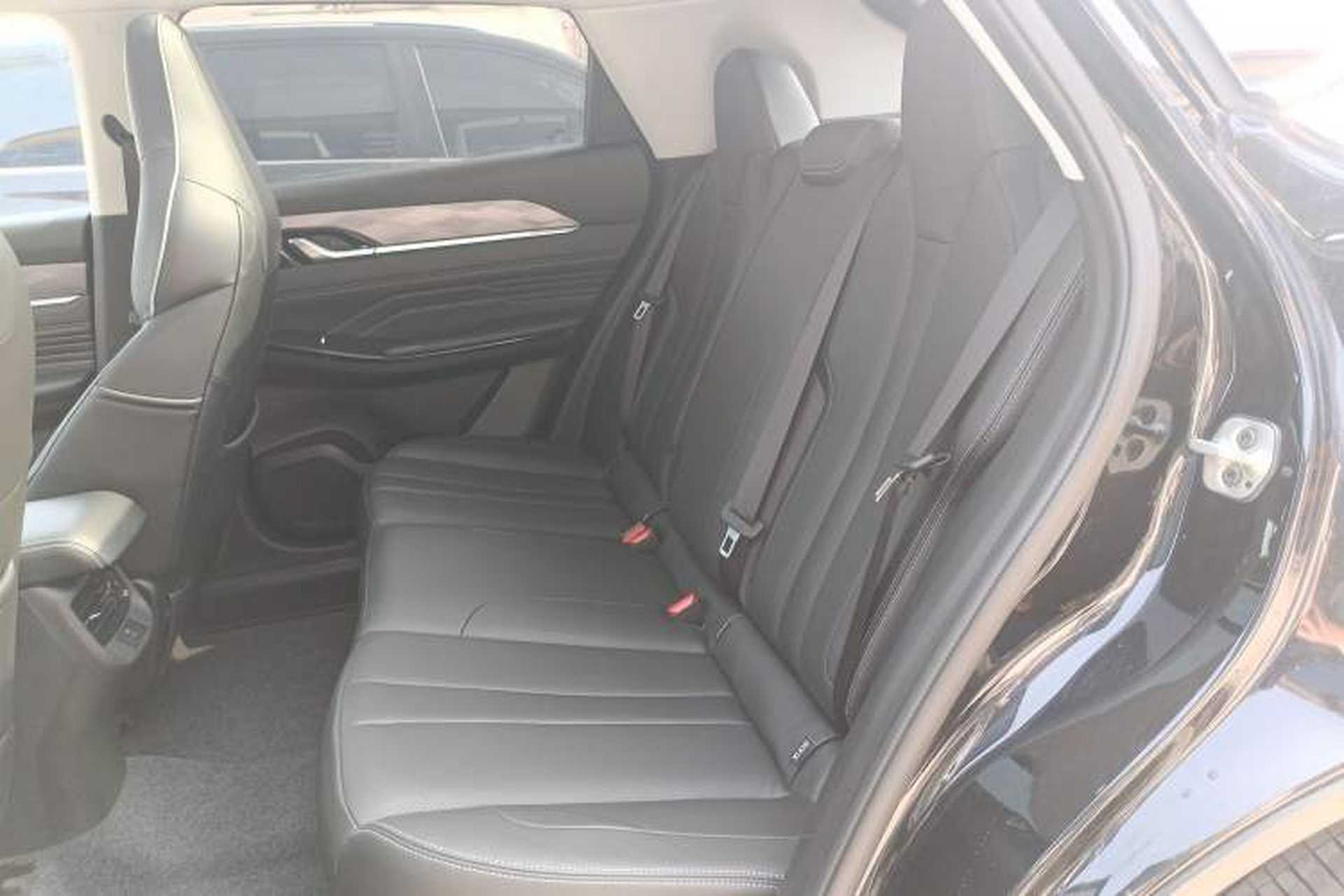 Used Dongfeng Aeolus Mage 2024 Honor Edition 1.5T Luxury Model Left Rear Seat