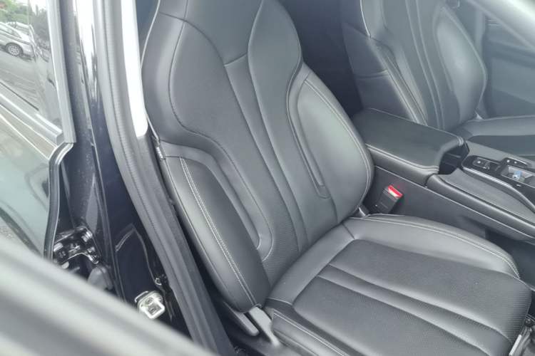 Used Dongfeng Aeolus Mage 2024 Honor Edition 1.5T Luxury Model Right Front Seat