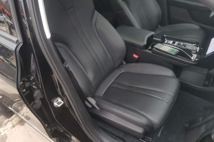Used Dongfeng Aeolus Mage 2024 Honor Edition 1.5T Luxury Model Right Front Seat