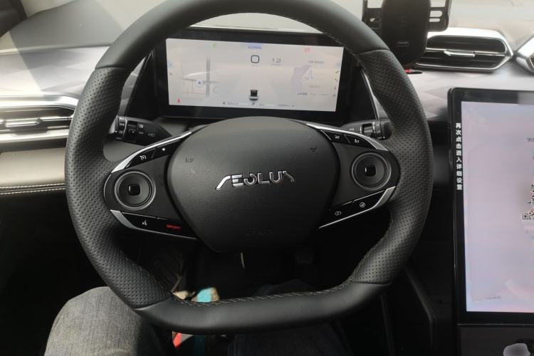 Used Dongfeng Aeolus Mage 2024 Honor Edition 1.5T Luxury Model Steering Wheel