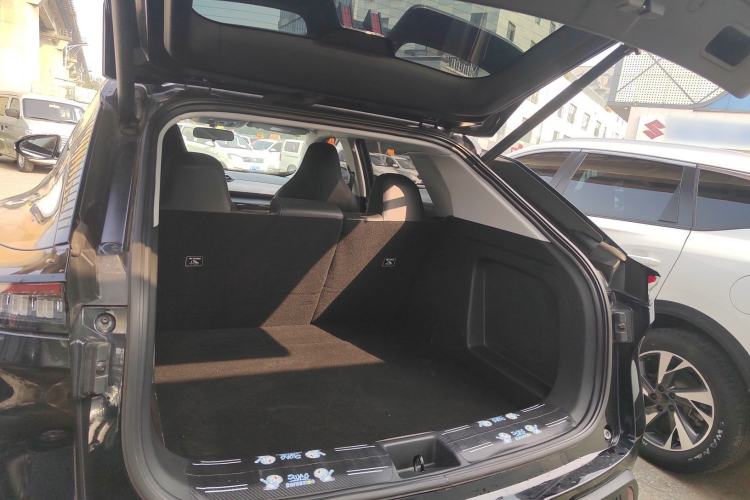 Used Dongfeng Aeolus Mage 2024 Honor Edition 1.5T Luxury Model Trunk