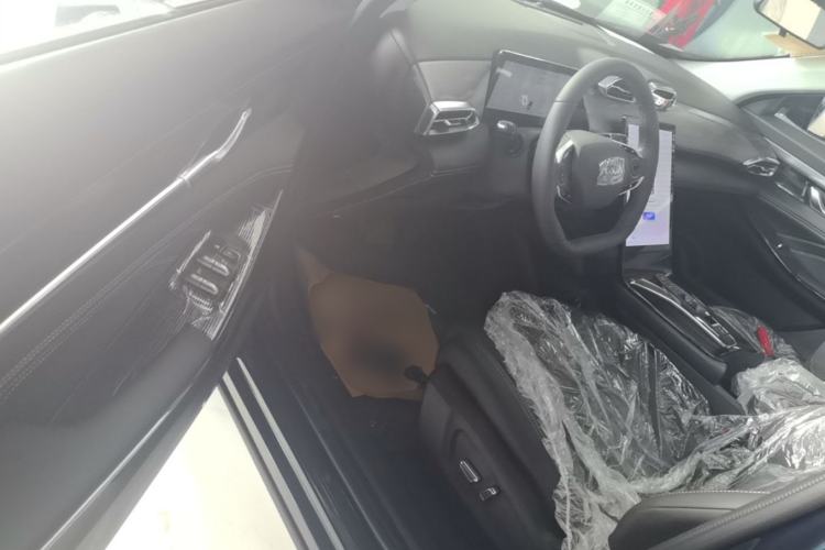 Used Dongfeng Aeolus Mage 2024 Honor Edition 1.5T Premium Model Driver Seat
