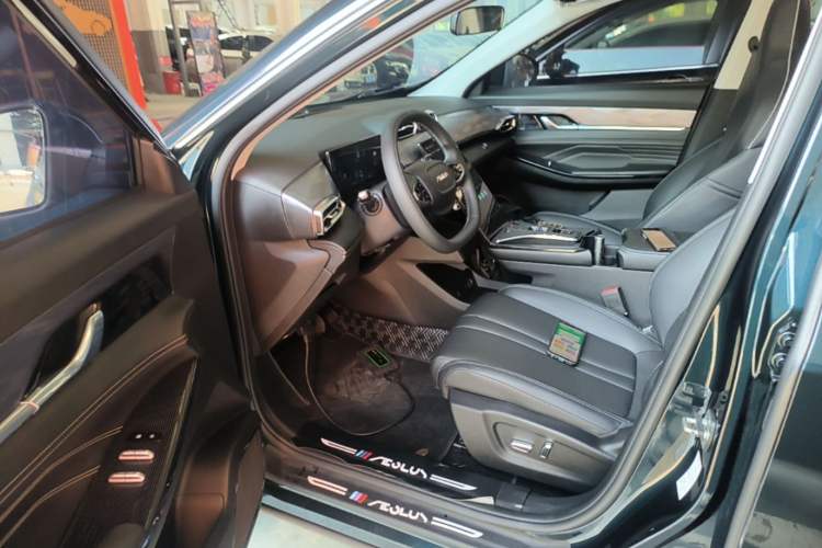 Used Dongfeng Aeolus Mage 2024 HONOR Edition DH-i 1.5T Luxury Model Driver Seat