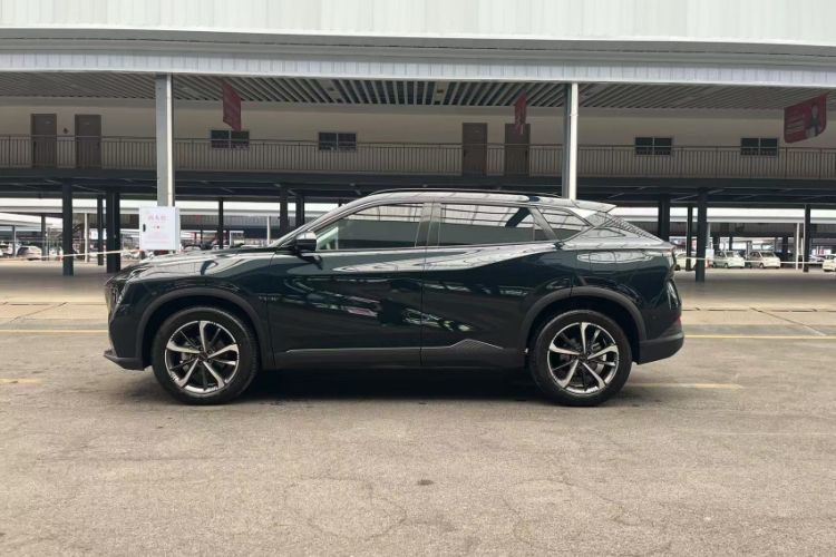 Used Dongfeng Aeolus Mage 2024 Honor Edition 1.5T Fashion Model Exterior 3