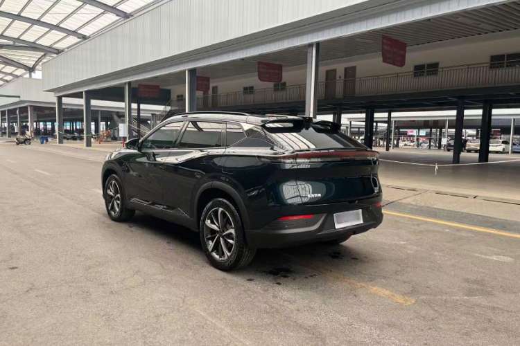 Used Dongfeng Aeolus Mage 2024 Honor Edition 1.5T Fashion Model Exterior 4