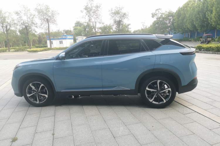 Used Dongfeng Aeolus Mage 2024 Honor Edition 1.5T Fashion Model Exterior 5