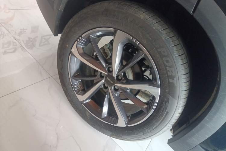 Used Dongfeng Aeolus Mage 2024 Honor Edition 1.5T Fashion Model Exterior 8