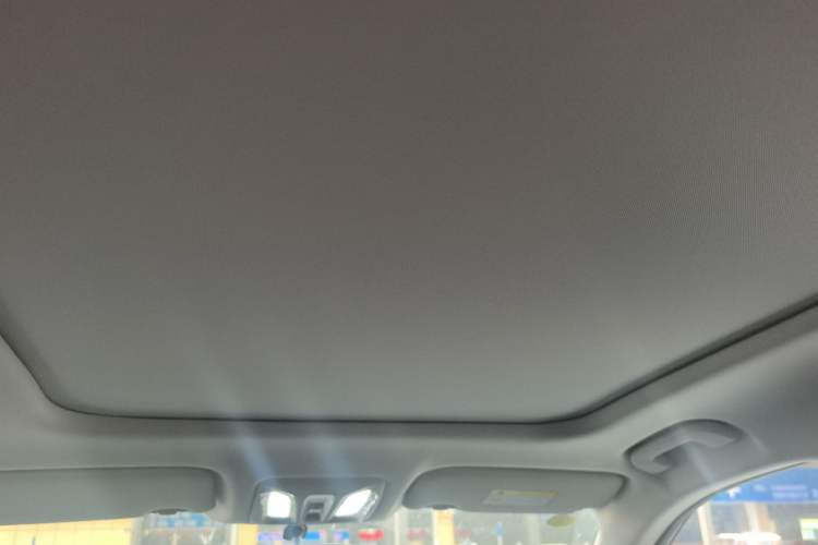 Used Dongfeng Aeolus Mage 2024 Honor Edition 1.5T Fashion Model Headliner