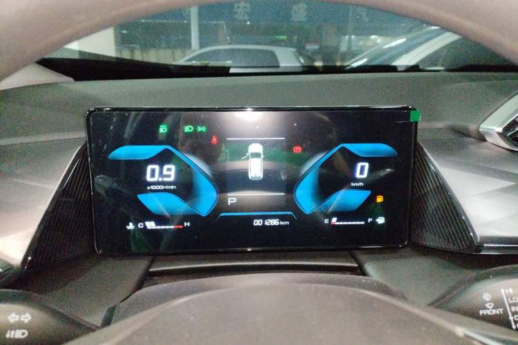 Used Dongfeng Aeolus Mage 2024 Honor Edition 1.5T Fashion Model Instrument Cluster
