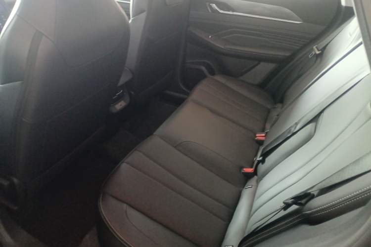 Used Dongfeng Aeolus Mage 2024 Honor Edition 1.5T Fashion Model Interior 4