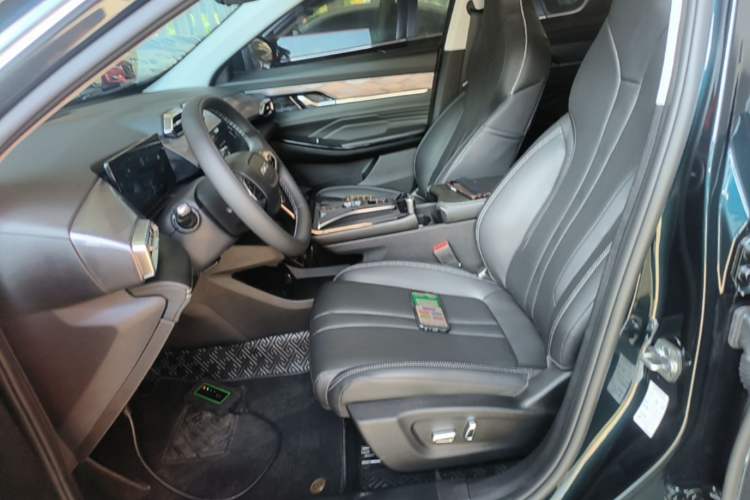 Used Dongfeng Aeolus Mage 2024 HONOR Edition DH-i 1.5T Luxury Model Left Front Seat