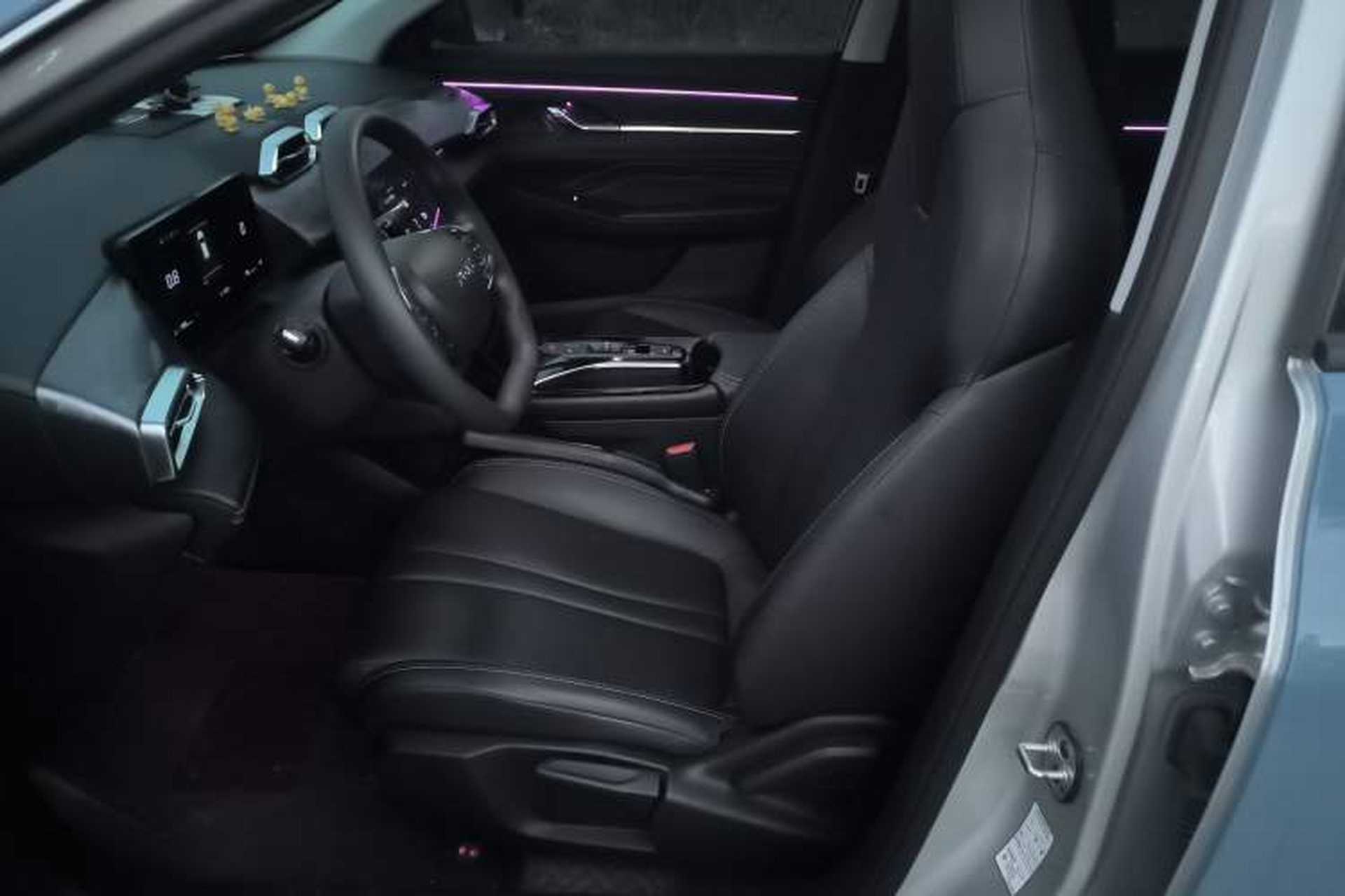 Used Dongfeng Aeolus Mage 2024 Honor Edition 1.5T Fashion Model Left Front Seat