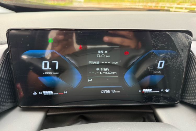 Used Dongfeng Aeolus Mage 2024 Honor Edition 1.5T Fashion Model Odometer Close Up