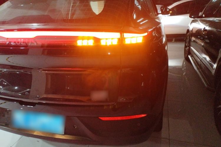 Used Dongfeng Aeolus Mage 2024 Honor Edition 1.5T Fashion Model Right Rear Taillight