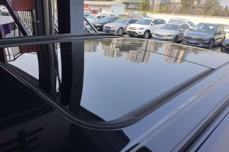 Used Dongfeng Aeolus Mage 2024 Honor Edition 1.5T Fashion Model Roof