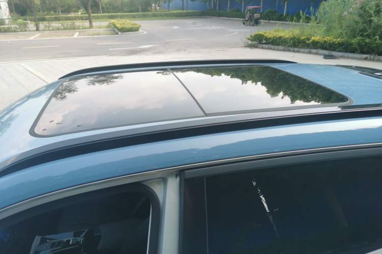 Used Dongfeng Aeolus Mage 2024 Honor Edition 1.5T Fashion Model Roof