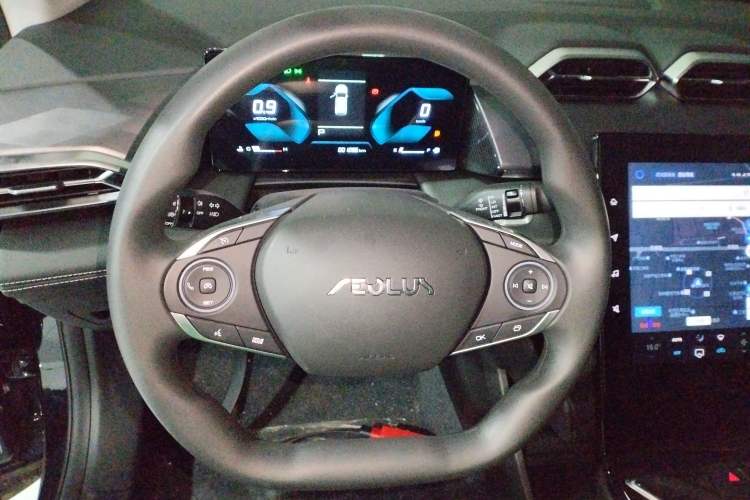 Used Dongfeng Aeolus Mage 2024 Honor Edition 1.5T Fashion Model Steering Wheel